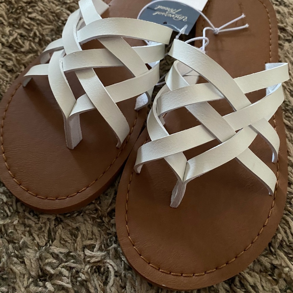 ❗️SOLD❗️Strappy Sandal